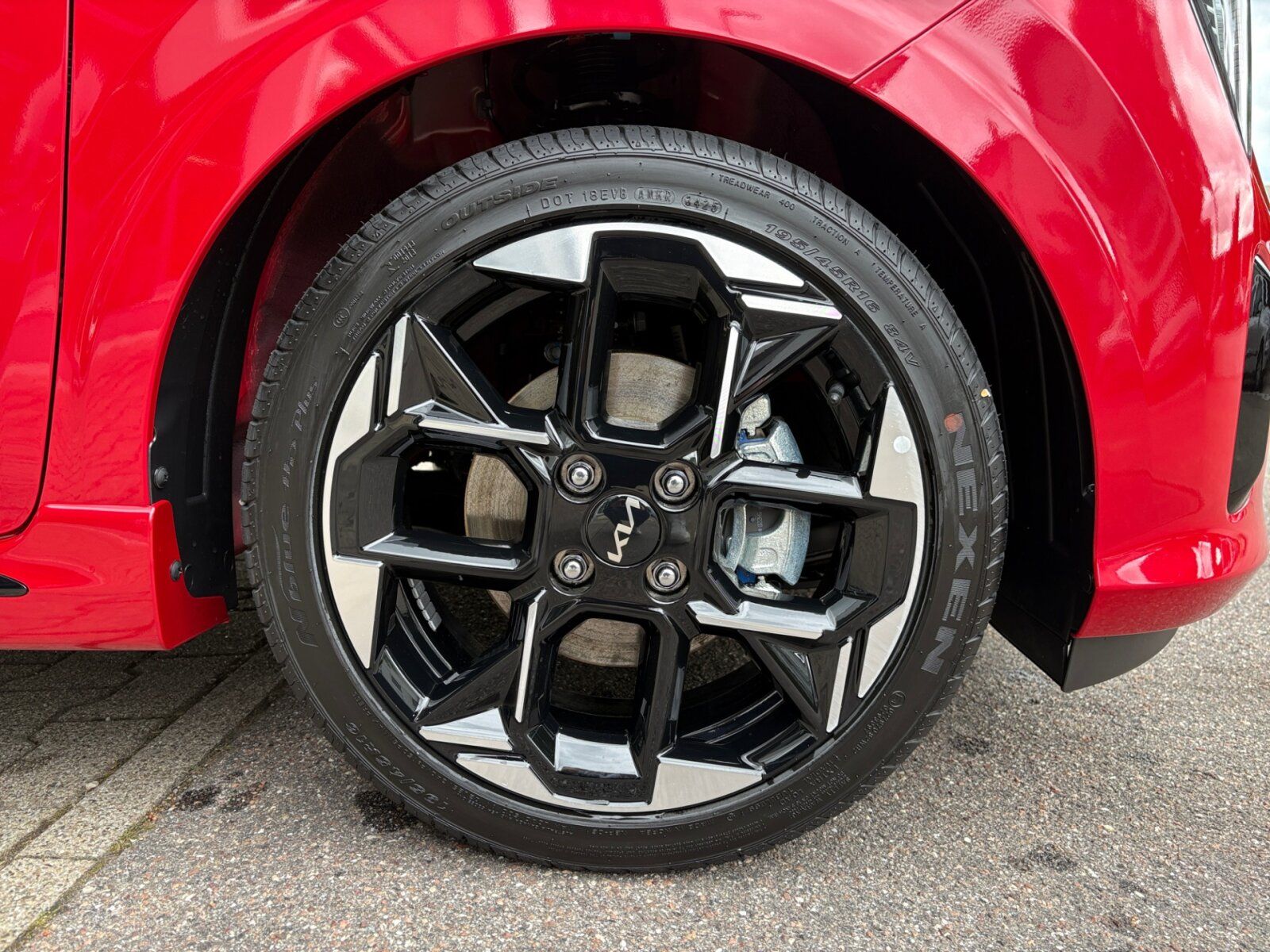 Fahrzeugabbildung Kia Picanto 1.0 GT-Line Modellpflege (2)/Navi/Klima