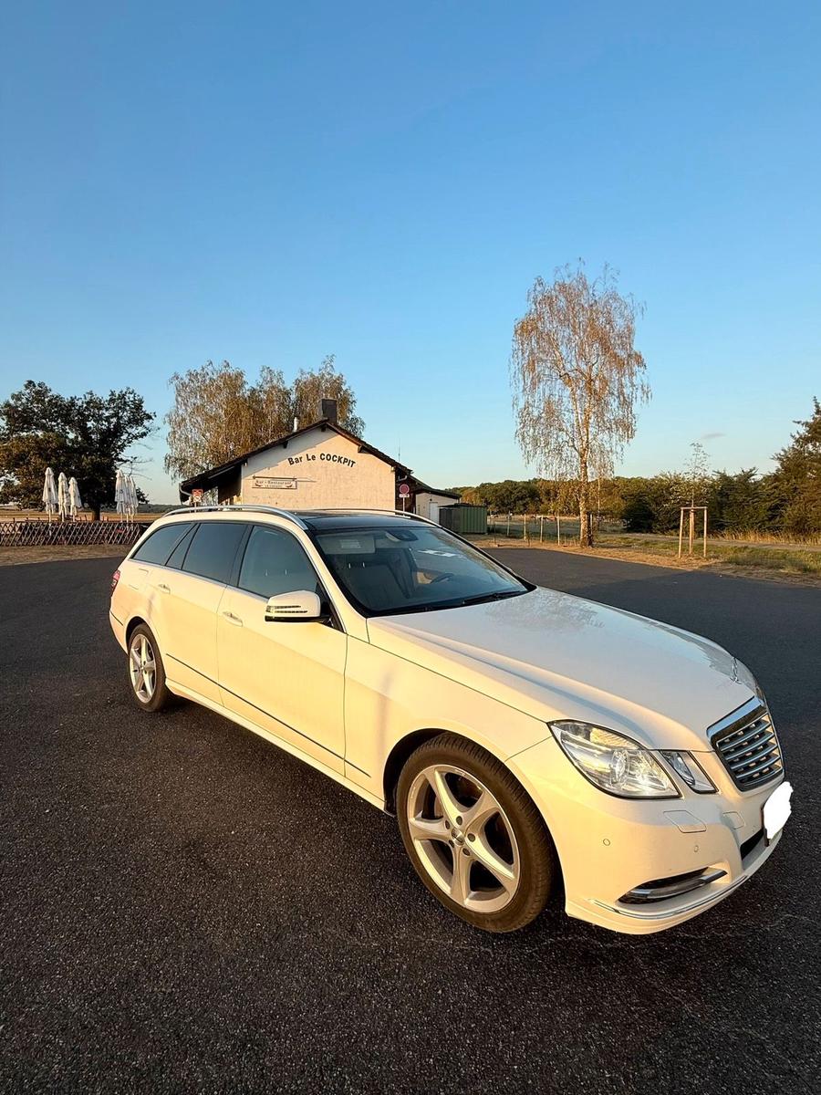 Mercedes-Benz E350 2010 — engine 272 HP (200kW)