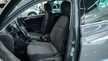Volkswagen Tiguan - 11