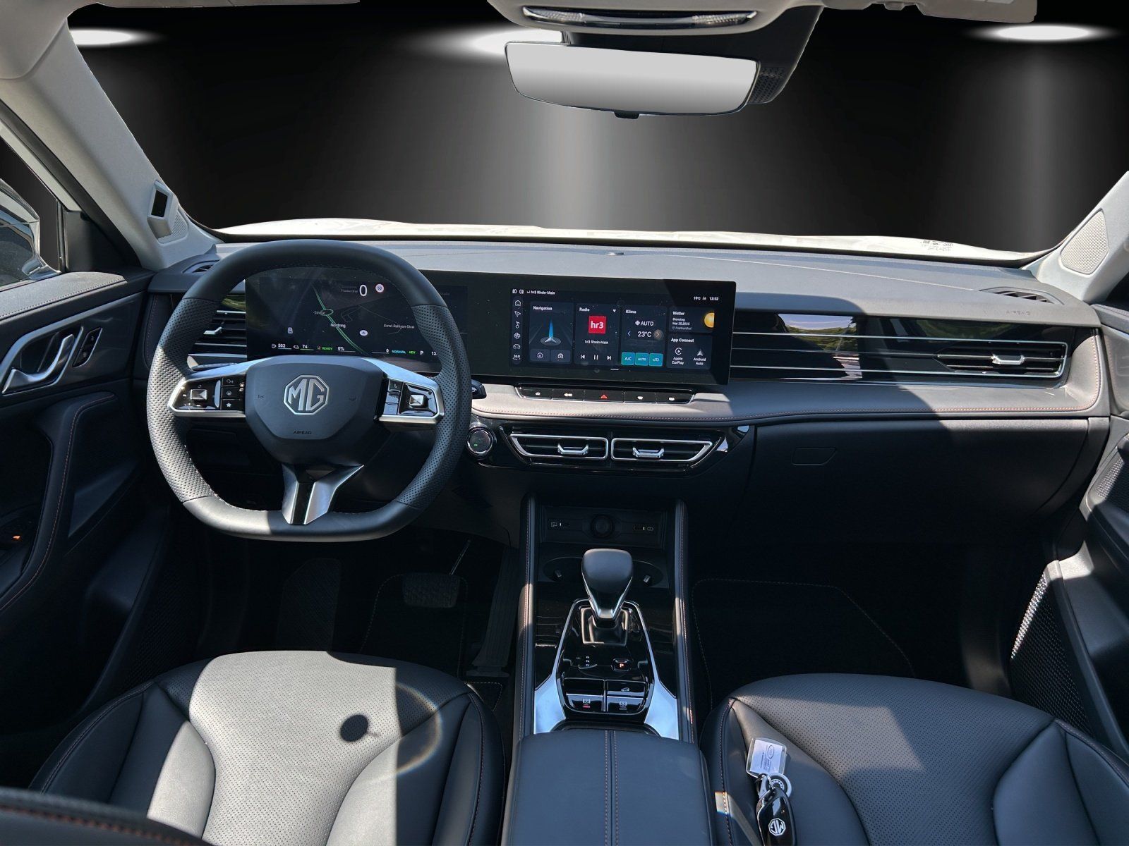 Fahrzeugabbildung MG MG HS Luxury PHEV AT