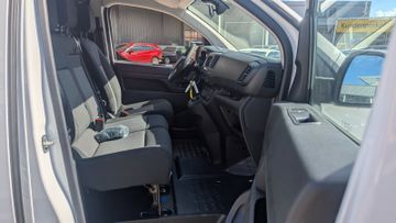 Bild 12 Opel Vivaro Cargo AT M 2.0 Diesel SHZ/LHZ/PDC V+H+CA
