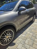 Porsche Cayenne Diesel Platinum Edition Platinum Edition - Porsche Gebrauchtwagen in Frankfurt