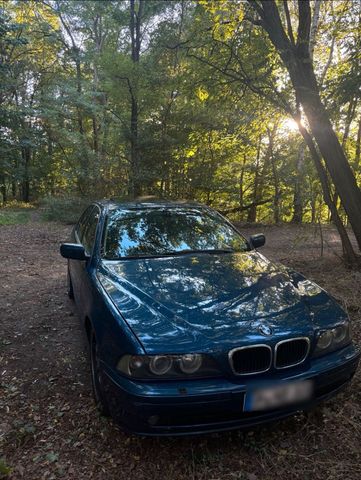 BMW e39 525i individual