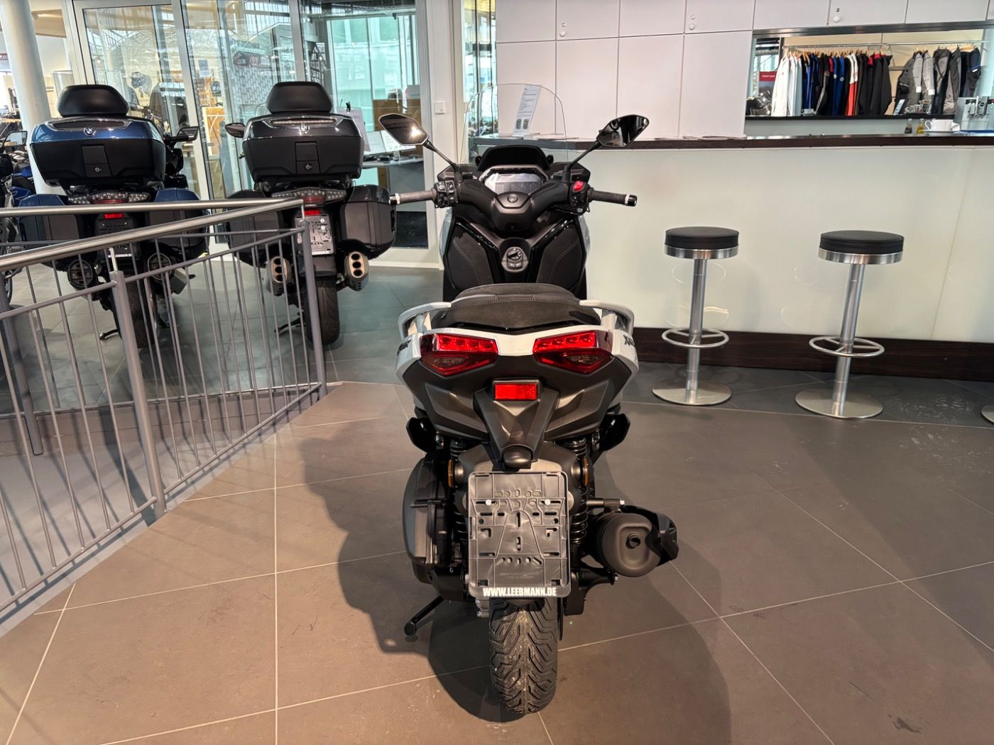 Fahrzeugabbildung Yamaha XMax 125 Tech Max Modell 2025 5 Jahre Garantie