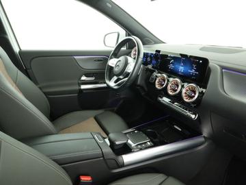 2021 Mercedes-BENZ EQA — миниатюра 17