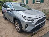 Toyota RAV 4 RAV4 Hybrid 4x4 Team D Technik Paket Navi - Toyota mit Hybrid-Antrieb: Geländewagen