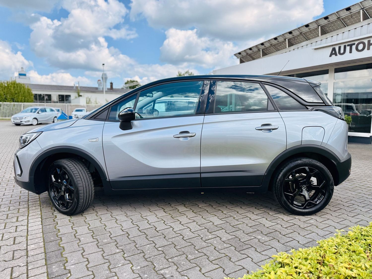 Fahrzeugabbildung Opel Crossland X 1,2 T ENJOY, Navi, ECO-LED, RFK, PTS