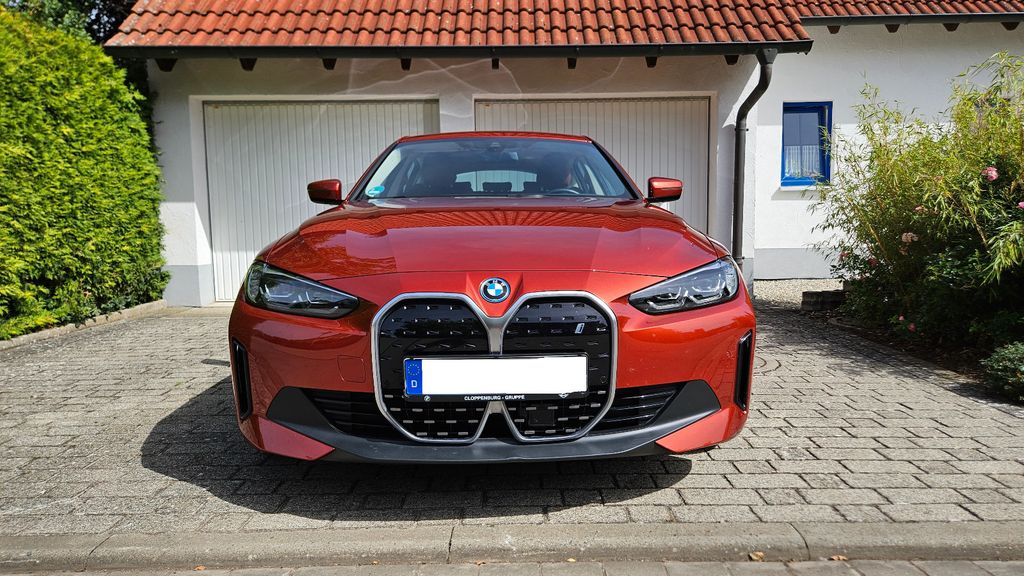 Image of BMW i4