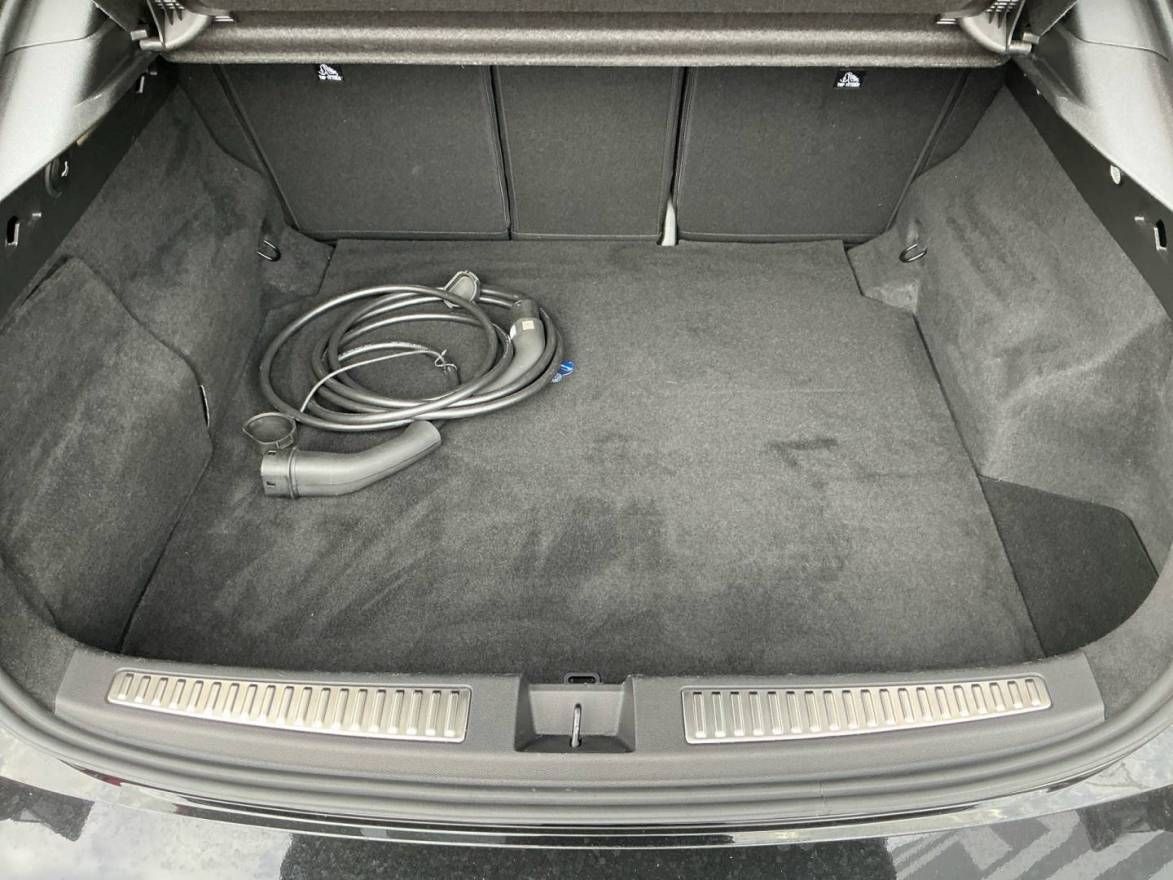 Fahrzeugabbildung Renault Rafale Esprit Alpine E-Tech Plug-in Hybrid 300 4