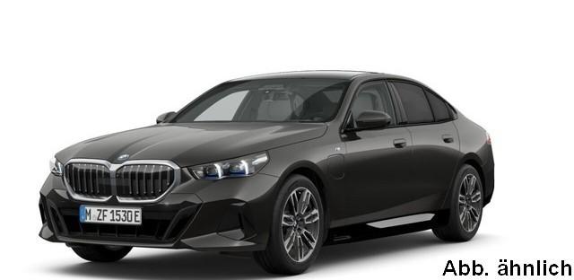 BMW 550 e xDrive M Sportpaket Komfortsitze Panorama