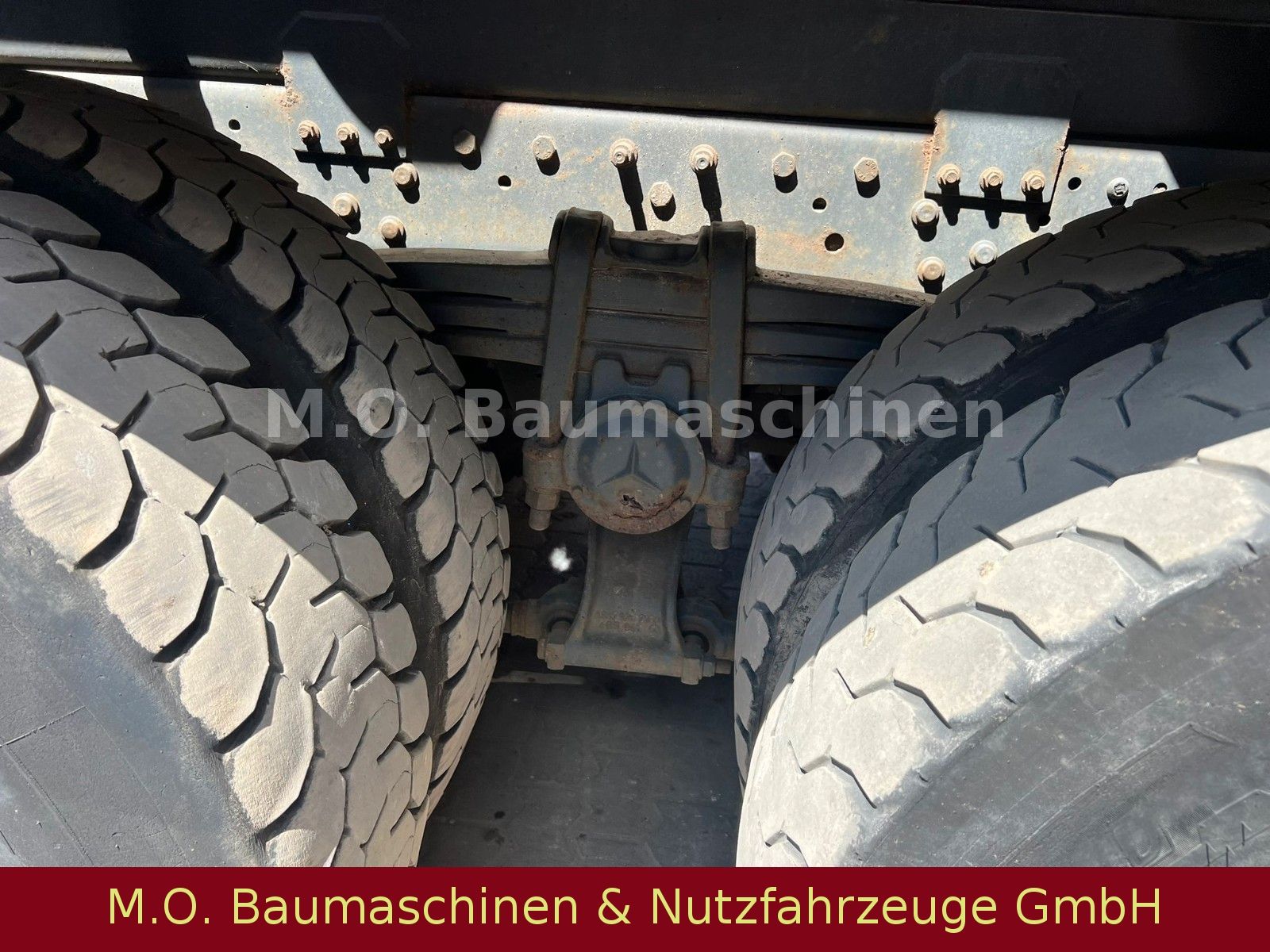 Fahrzeugabbildung Mercedes-Benz Actros 2636/Euro 5/6x4/12,6 m³ Leistikow / Uraca