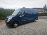 Opel Movano mit Hebebühne - Opel Movano: Behindertengerecht