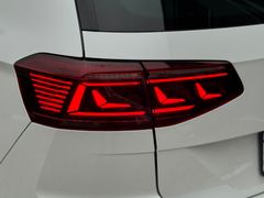 VW Passat Variant 2.0 TDI DSG Elegance