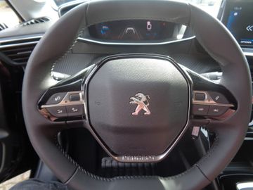 Bild 10 Peugeot 208 Allure Pack 1.2 PURETECH NAVI PDC RFK BT LED