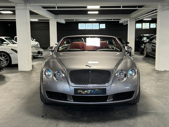 Bentley Continental GTC - 6.0 W12 560 hp