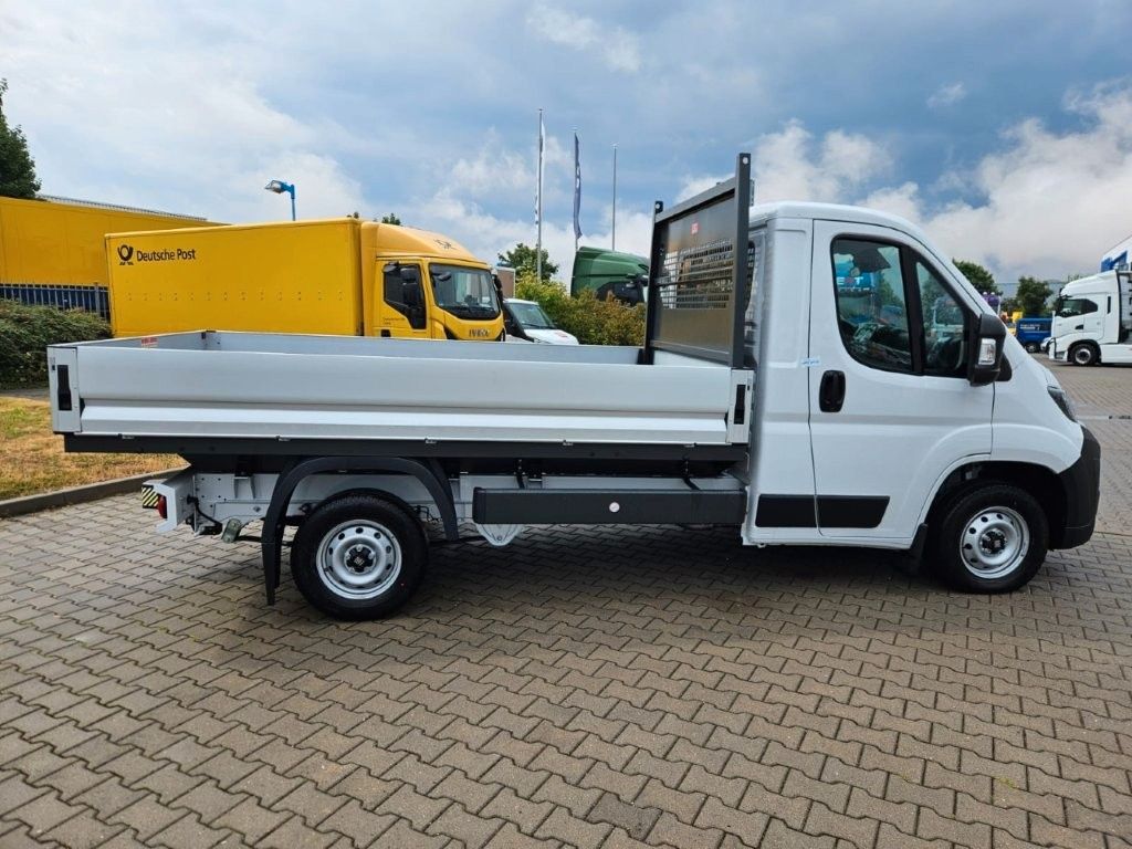 Fahrzeugabbildung Fiat Ducato Pritschenwagen 35 L2 140 Multijet Light