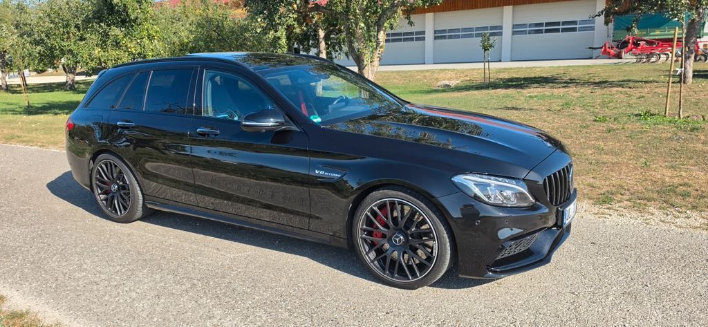 Image of Mercedes-Benz C 63 AMG