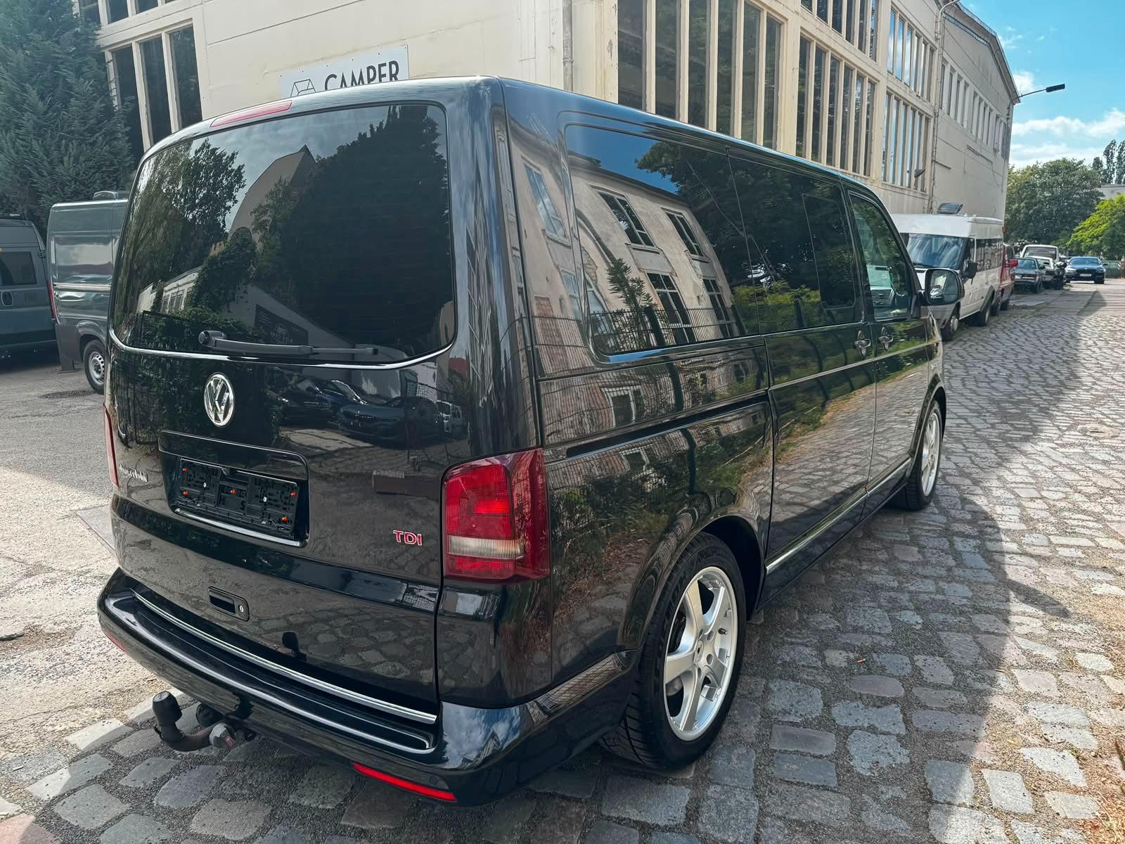 VOLKSWAGEN T5 MULTIVAN 2.5 TDI 174ch HIGHLINE BVM Toit ouvrant Sièges chauffants cuir