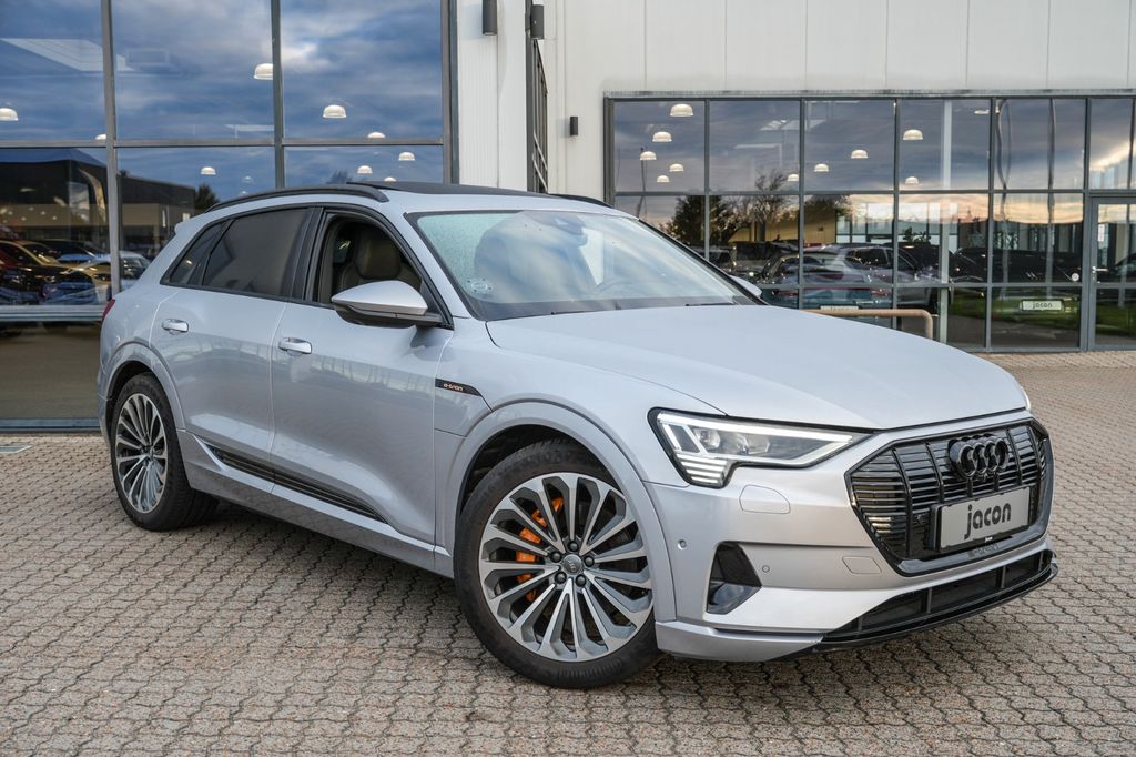 Image of Audi e-tron