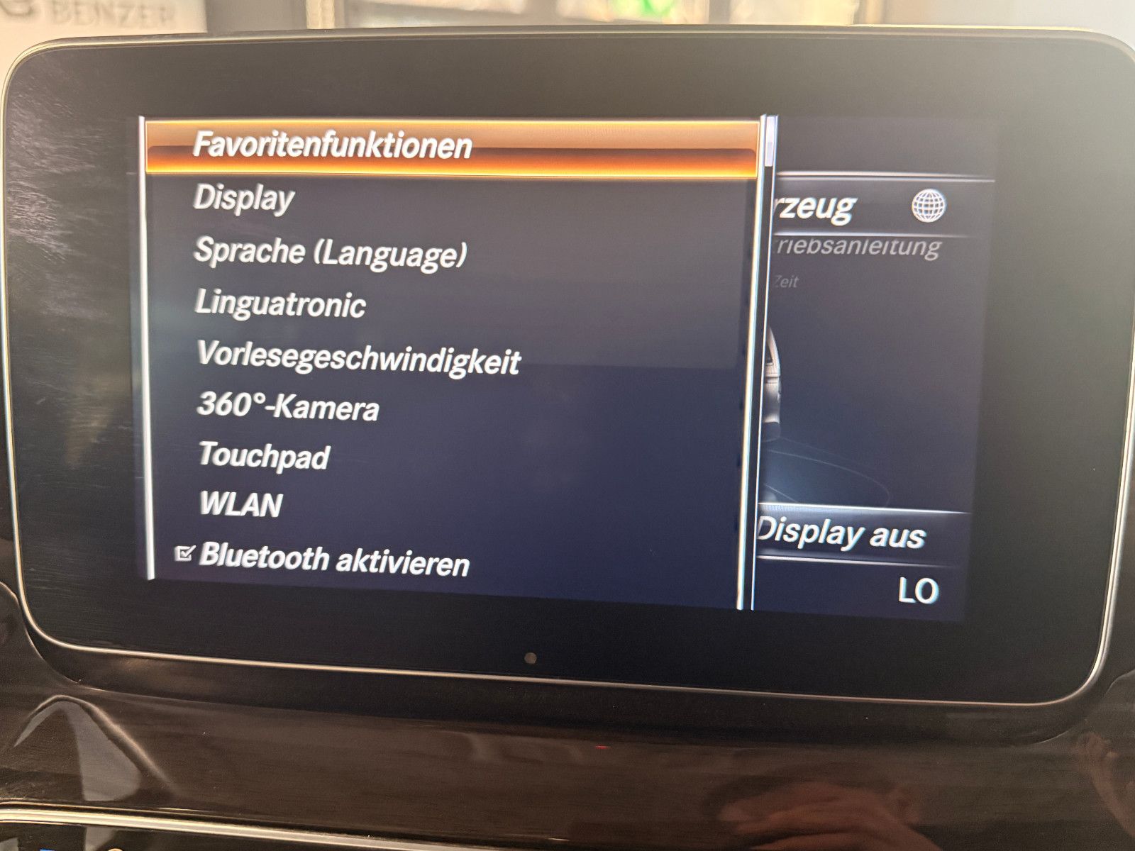 Fahrzeugabbildung Mercedes-Benz V 250/AVANTGARDE/LANG/4MATIC/LEDER/LED/NAVI/6SIT