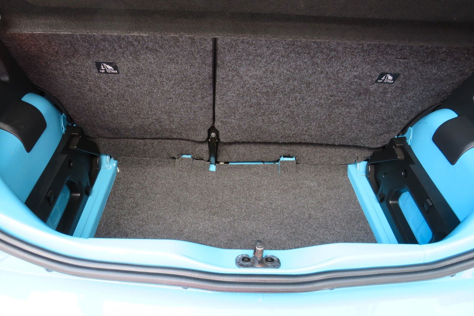 Fahrzeugabbildung Volkswagen up! 4T GJ KLIMA SPURHALTE DAB SCHECKHEFT