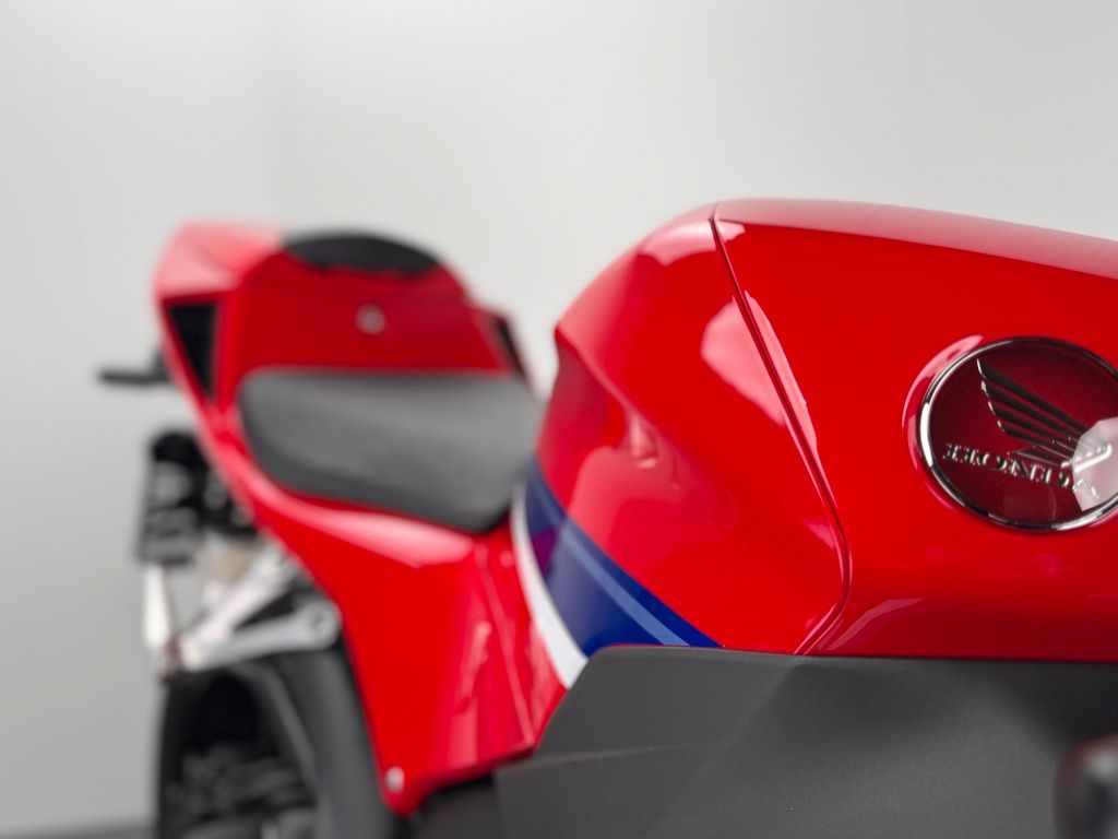 Fahrzeugabbildung Honda CBR 600 RR *NEUWERTIG *1850 KM