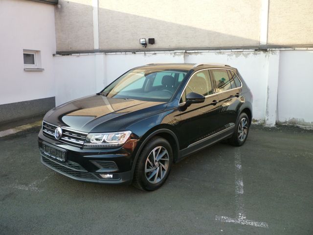 Volkswagen Tiguan 1.4 TSI ACT- SOUND-DSG-NAVI-AHK-LED