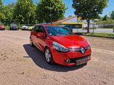 Renault Clio IV*TopZustand*nur28TKm*NAVI*SHZ*WR*Garantie - Renault Clio Gebrauchtwagen in Chemnitz