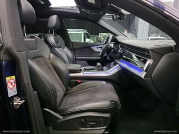 Audi Q8 - 9