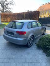 Audi A3 1.6 FSI Attraction Sportback Attraction - Audi A3: Sportback Fsi
