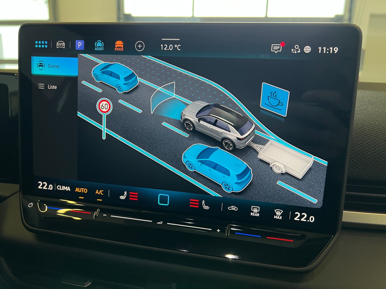 Fahrzeugabbildung Volkswagen T-Roc R-Line 1.5 eTSI DSG *AHK, LED, ACC, Kamera