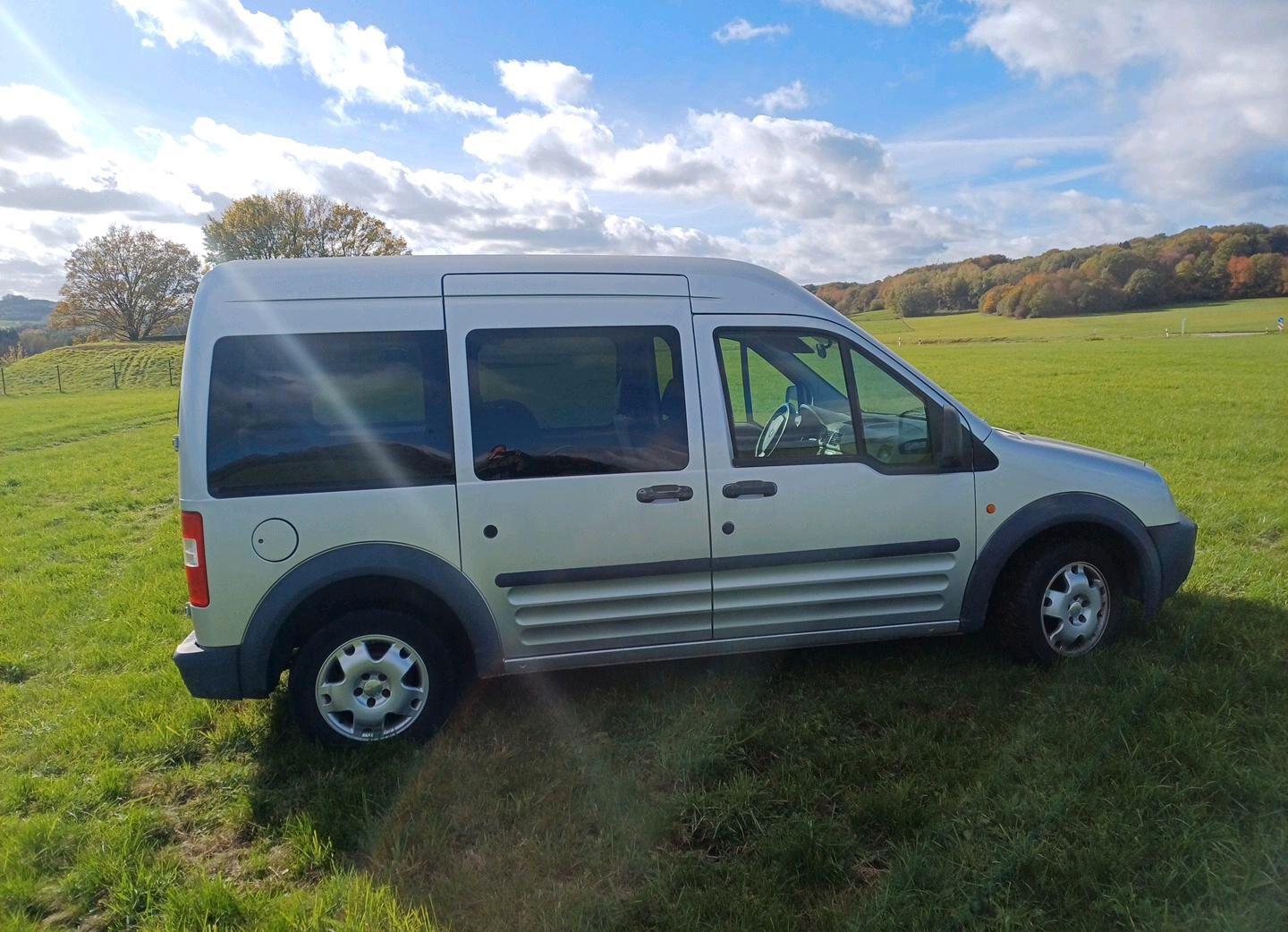 Ford Tourneo 2005 — engine 116 HP (85kW)