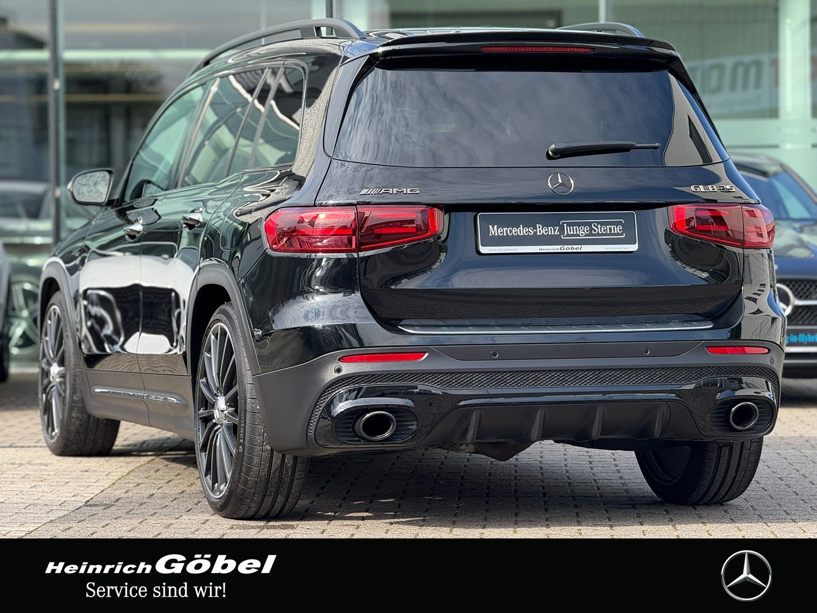 Fahrzeugabbildung Mercedes-Benz AMG GLB 35 4M PRE+ FAP SH BUR 7S WP PAN 360°K HU