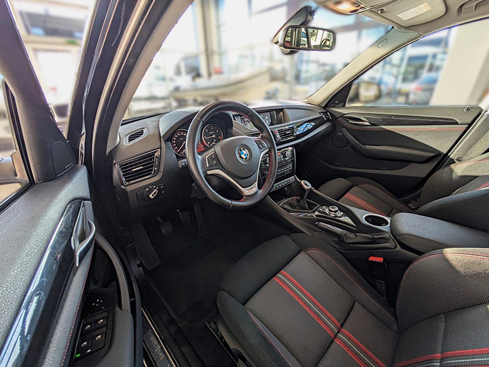 Fahrzeugabbildung BMW X1 25 d xDrive SPORT NAVI XENON H/K SOUND AHK