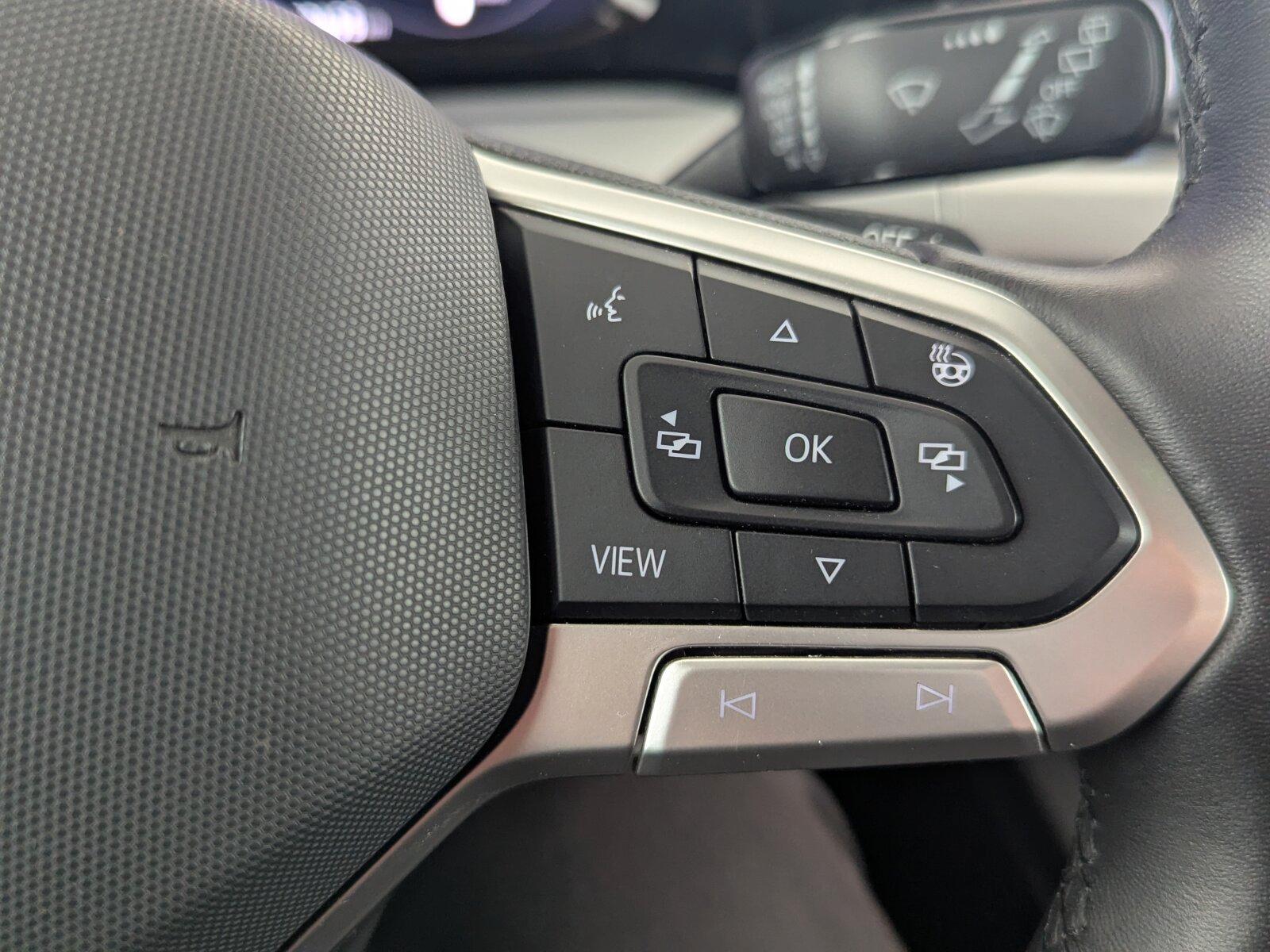 Volkswagen Golf VIII 1.5 eTSI Life OPF LED+NAVI+AHK+ACC+RFK, миниатюра 20