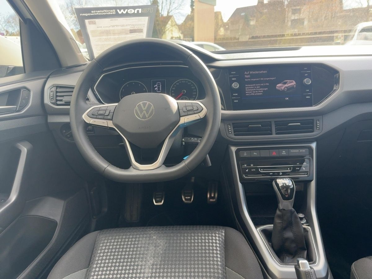 Fahrzeugabbildung Volkswagen T-Cross 1.0 TSi Active SHZ Kamera Navi