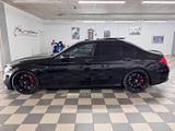 Mercedes-Benz C 63 AMG S  AMG Performance - Mercedes-Benz C 63 AMG: Performance