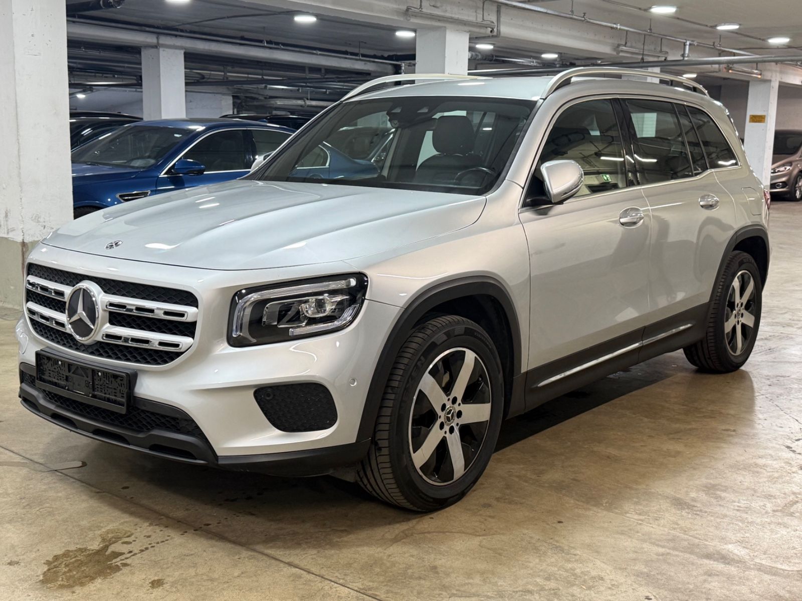 Mercedes GLB 180 2020, 2.0D dīzelis, Automāts, SUV/Apvidus, Sudrabs — Latvijā