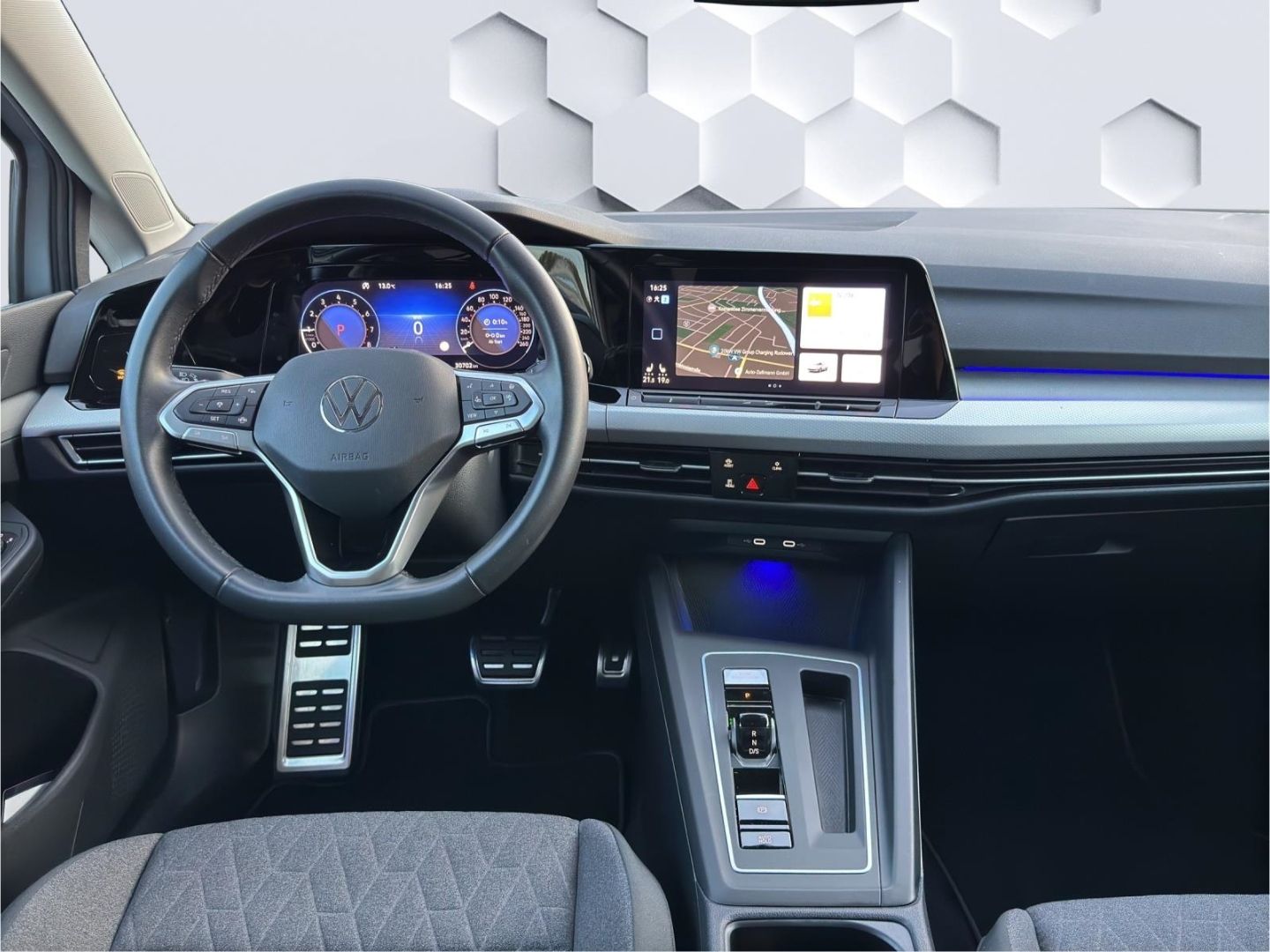 Golf VIII eTSI Life 1.0TSI 81kW DSG LED GJR PDC 