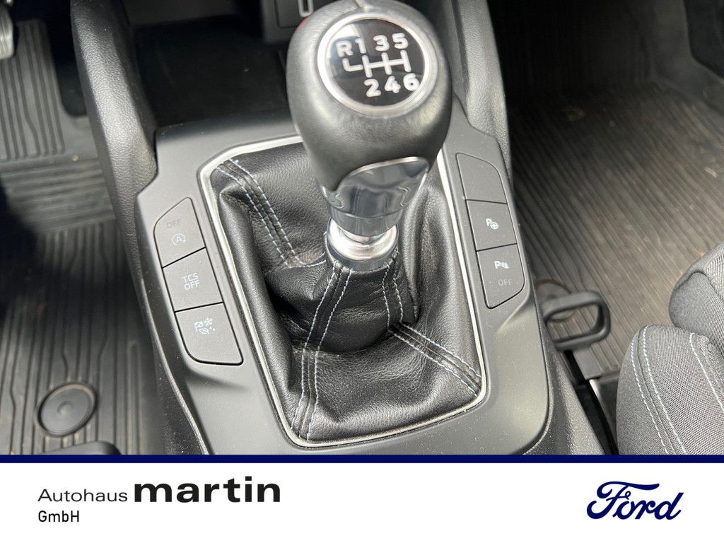 Fahrzeugabbildung Ford Focus 1.5 Active PDC SHZ KAMERA NAVI ACC LED