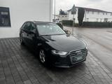 Audi A4 Avant Attraction 3.0 V6 TDI Schalter - Audi A4: V6 TDI