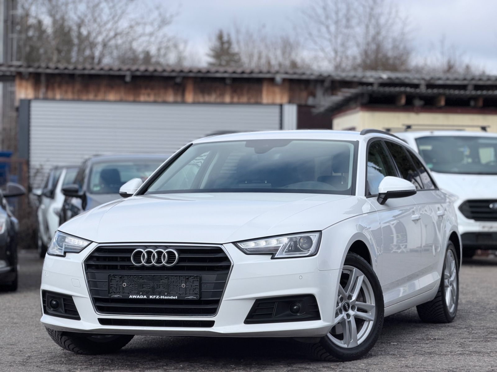 AUDI A4 Avant | Facelift| Service Neu | Garantie |