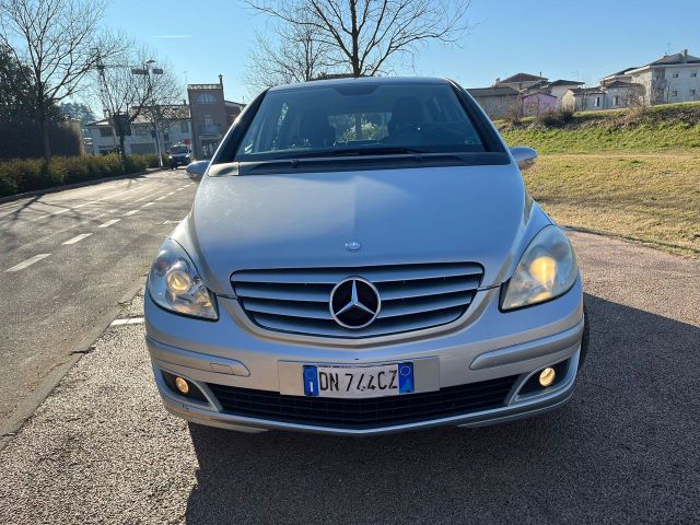 Mercedes-Benz Mercedes-benz B 180 B 180 CDI Chrome