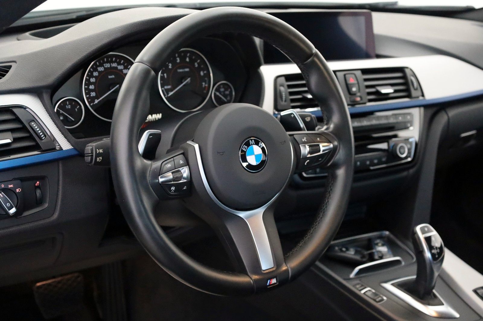 Fahrzeugabbildung BMW 440i xDrive GC M Sport Alcantara,Navi,LED,SH,ACC