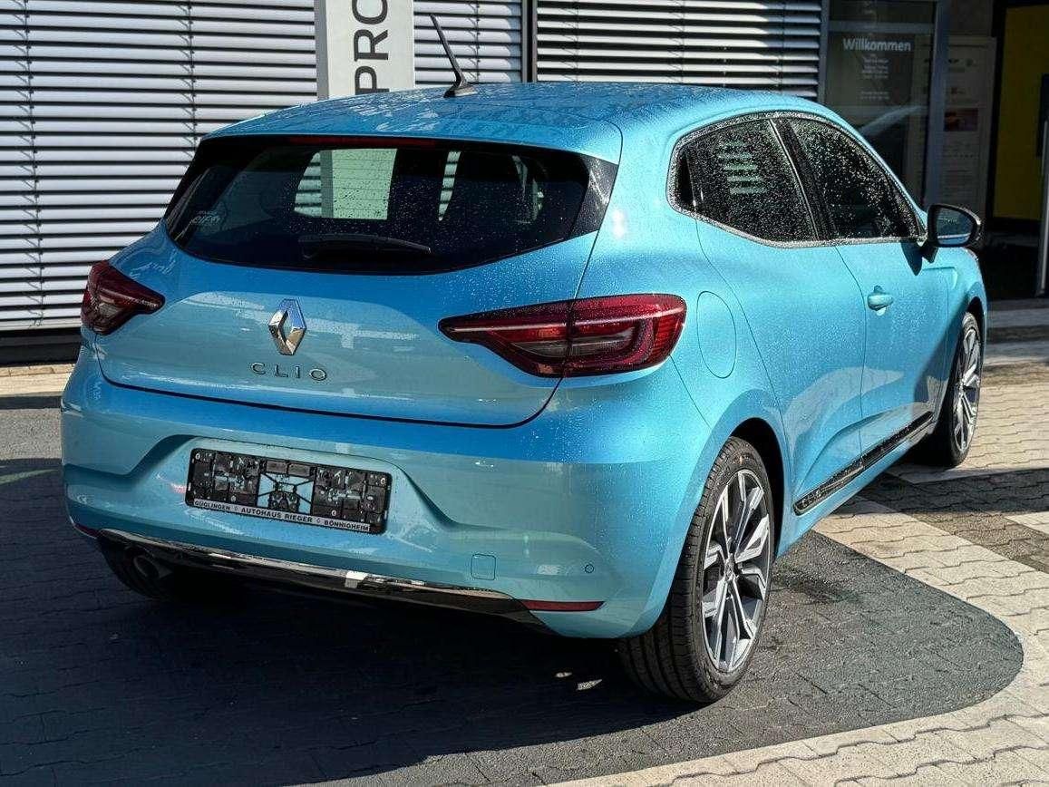 Fahrzeugabbildung Renault Clio Intens TCe 130 EDC