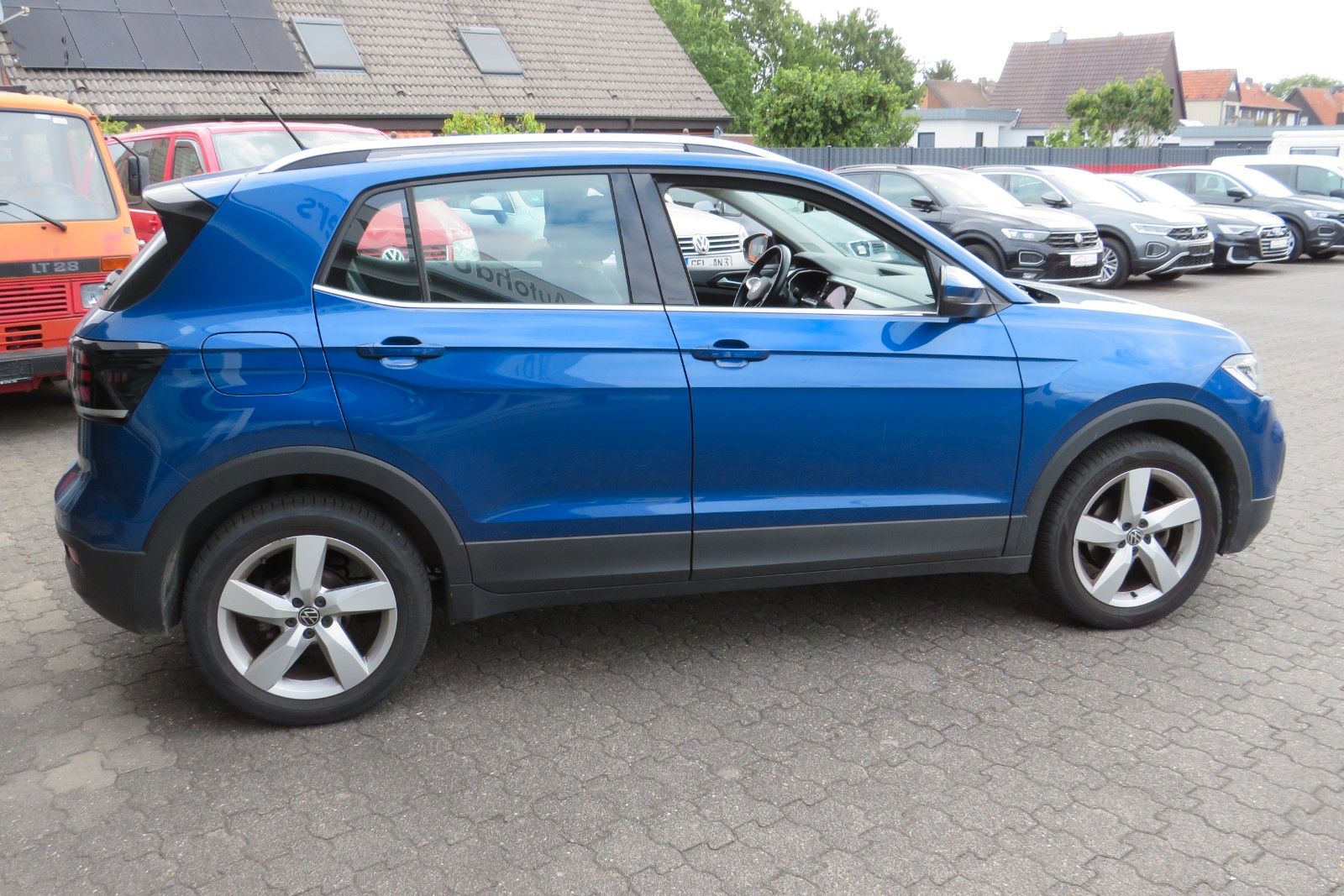 Fahrzeugabbildung Volkswagen T-Cross Highline DSG ACC NAVI AHK APP 1.HAND