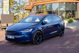Tesla Model X Allradantrieb mit Dualmotor -