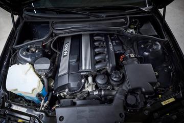 صورة مصغرة 25 لـ 1999 Alpina B3