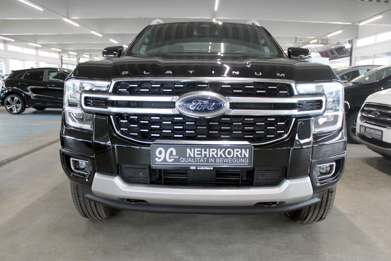 Fahrzeugabbildung Ford Ranger Platinum Automatik LEDER AHK ROLLO STDH