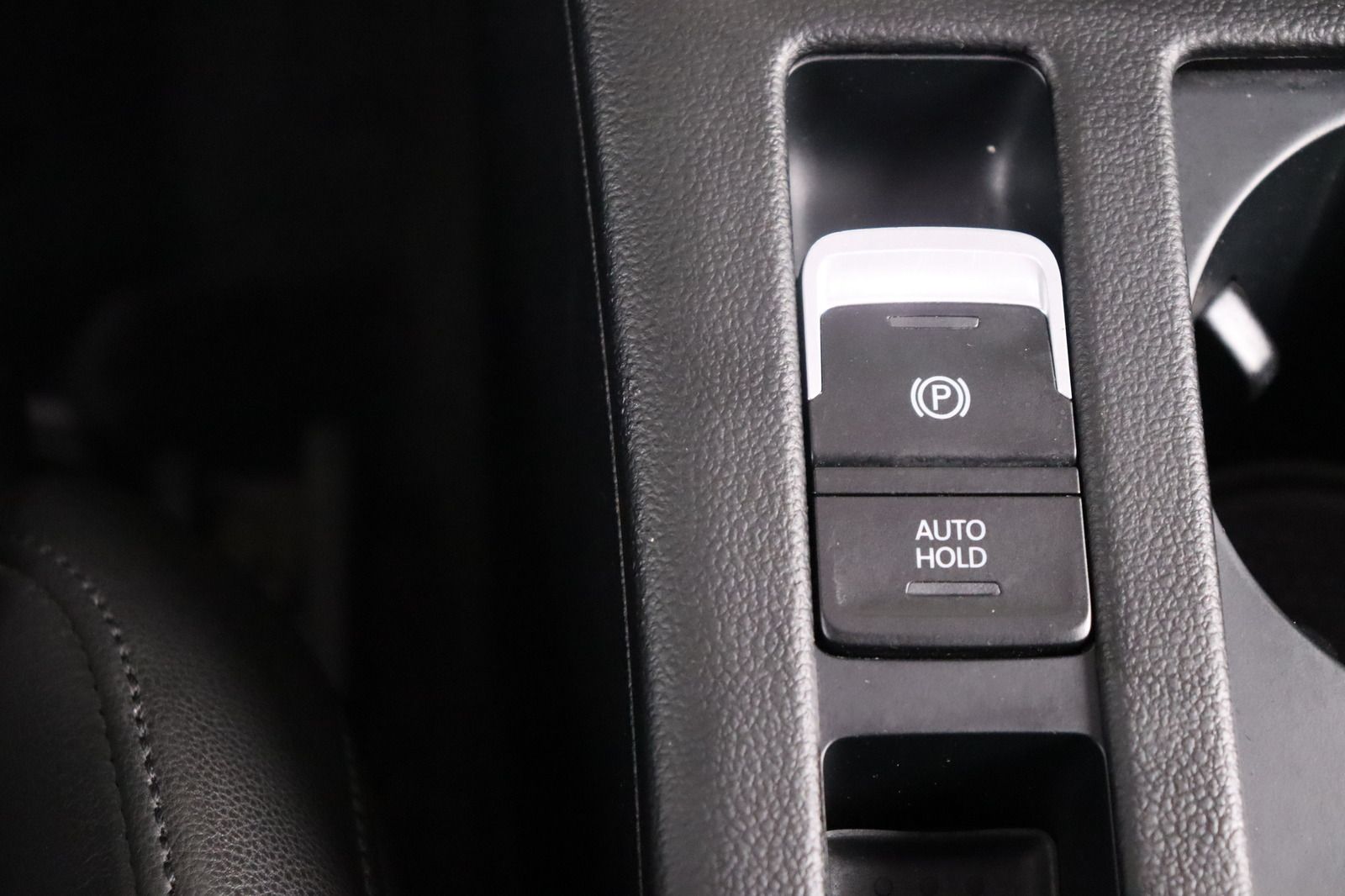 Fahrzeugabbildung Volkswagen Passat 4MOTION * Navi * LED * Massage